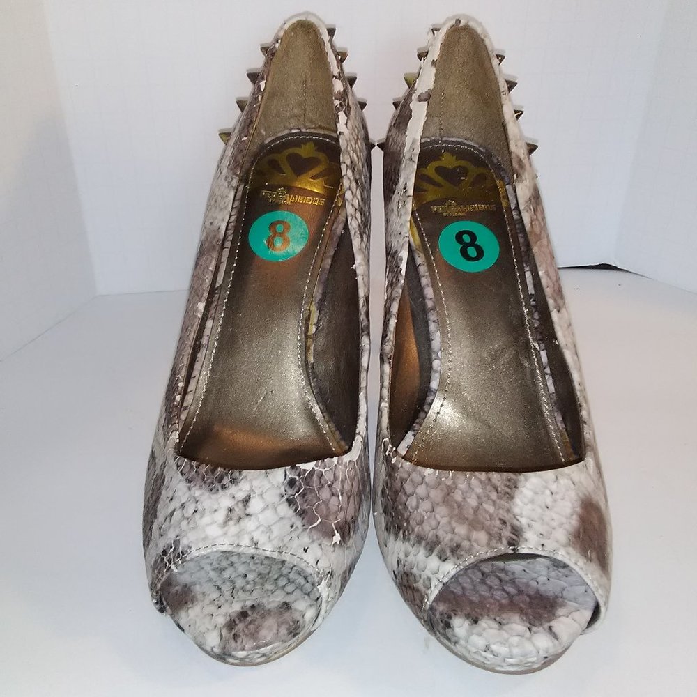 Fergalicious Womens Shoes Size 8